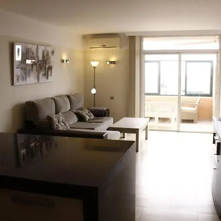 Apartman Bright Apt, Terrace,heated Pool. San Miguel de Abona