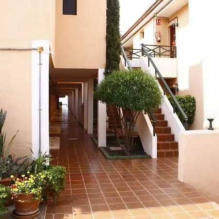 Bright Apt, Terrace,heated Pool. Appartamento *